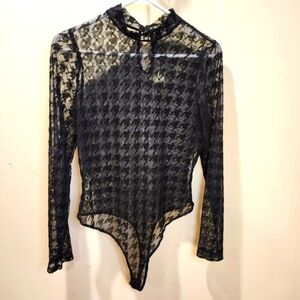 Iris Black Sheer Mesh Houndstooth Long Sleeves Bodysuit size M